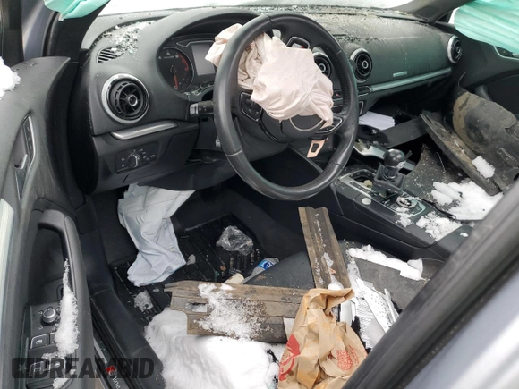 2015 Audi A3 Prestige z VIN WAUKFGFF4F1105040, wystawiony jako Copart lot #44913815 z przebiegiem Nie podano mil oraz Szkoda całkowita • Salvage title. Historia ofert i sprzedaży dostępna na DreamBid. Obrazek 8.