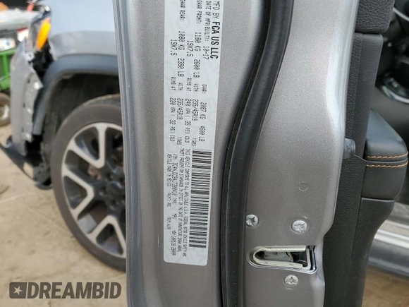 2018 Jeep Compass Limited with VIN 3C4NJDCB4JT200410, listed as a Copart auction lot 52582405 with 92,182 mi miles and Salvage title. Bid and sale history available at DreamBid. Image 14.