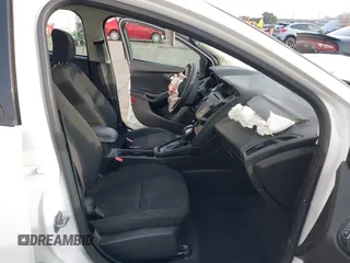 2016 Ford Focus SE с VIN 1FADP3F20GL332154, выставлен на аукционе IAAI как лот 41068931 с пробегом Не указан миль и . История ставок и продаж доступна на DreamBid. Изображение 5.