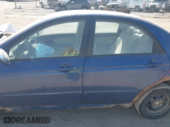 2005 Kia Spectra LX z VIN KNAFE121455096018, wystawiony jako IAAI lot #41774202 z przebiegiem 278 470 mil mil oraz . Historia ofert i sprzedaży dostępna na DreamBid. Obrazek 13.