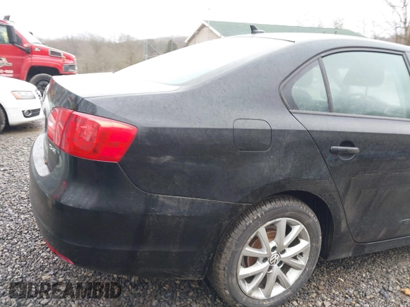 2011 Volkswagen Jetta SE с VIN 3VWBZ7AJ9BM395274, выставлен на аукционе IAAI как лот 41672902 с пробегом 79 218 миль миль и . История ставок и продаж доступна на DreamBid. Изображение 16.