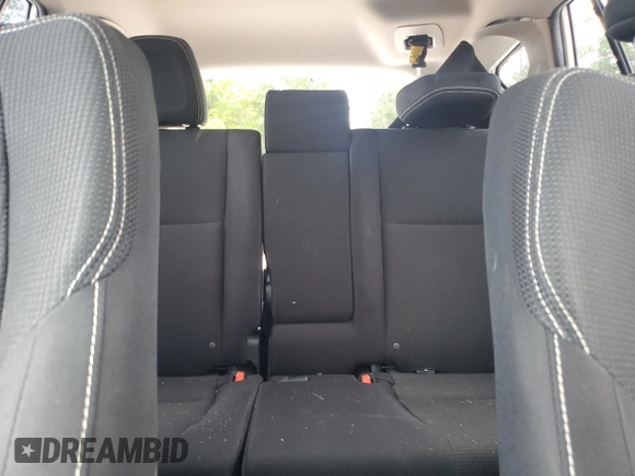 2018 Toyota RAV4 XLE with VIN JTMWFREV0JJ204150, listed as a Copart auction lot 59610825 with 34,730 mi miles and Salvage title. Bid and sale history available at DreamBid. Image 10.