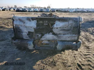 2022 Ford F-250 XL z VIN 1FT8W2BT8NED61071, wystawiony jako Copart lot #41695165 z przebiegiem Nie podano mil oraz Nie do naprawy • Non repairable. Historia ofert i sprzedaży dostępna na DreamBid. Obrazek 6.