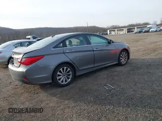 2014 Hyundai Sonata SE with VIN 5NPEC4AC6EH823796, listed as a IAAI auction lot 41783754 with 165,841 mi miles and . Bid and sale history available at DreamBid. Image 4.