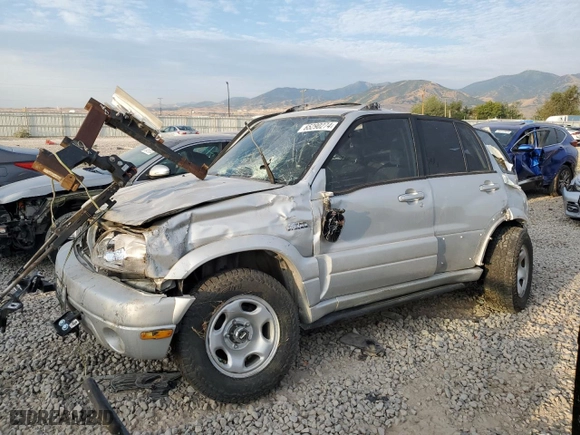 2004 Suzuki Grand Vitara LX with VIN JS3TD62V744104983, listed as a Copart auction lot 65290274 with 0 mi miles and Salvage Title. Bid and sale history available at carsss.com. Image 1.