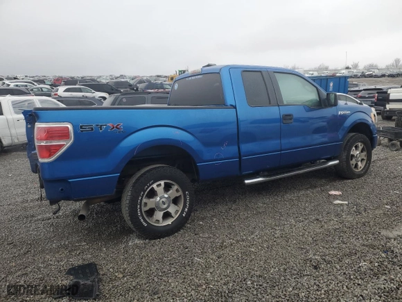 2009 Ford F-150 STX with VIN 1FTRX14W49FA28515, listed as a Copart auction lot 43695085 with 214,124 mi miles and Salvage Title. Bid and sale history available at carsss.com. Image 3.
