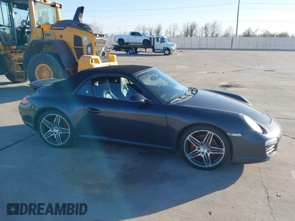 2009 Porsche 911 Carrera with VIN WP0CA29969S740399, listed as a IAAI auction lot 41219499 with Not Provided miles. Bid and sale history available at carsss.com. Image 13.
