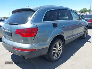 2008 Audi Q7 Premium with VIN WA1BY74L18D021095, listed as a IAAI auction lot 42577363 with 132,988 mi miles and . Bid and sale history available at DreamBid. Image 4.