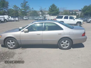 1998 Lexus ES 300 with VIN JT8BF28G6W5042042, listed as a IAAI auction lot 42000714 with 115,279 mi miles and . Bid and sale history available at DreamBid. Image 14.