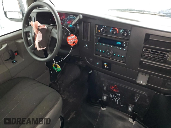 2023 Chevrolet Express Cargo с VIN 1GCWGAFPXP1244131, выставлен на аукционе Copart как лот 59627305 с пробегом 15 016 миль миль и Чистый • Clean title. История ставок и продаж доступна на DreamBid. Изображение 8.