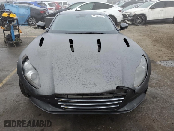 2018 Aston Martin DB11 z VIN SCFRMFAV1JGL05008, wystawiony jako Copart lot #41488505 z przebiegiem 18 133 mil mil oraz Szkody całkowita. Historia ofert i sprzedaży dostępna na DreamBid. Obrazek 5.