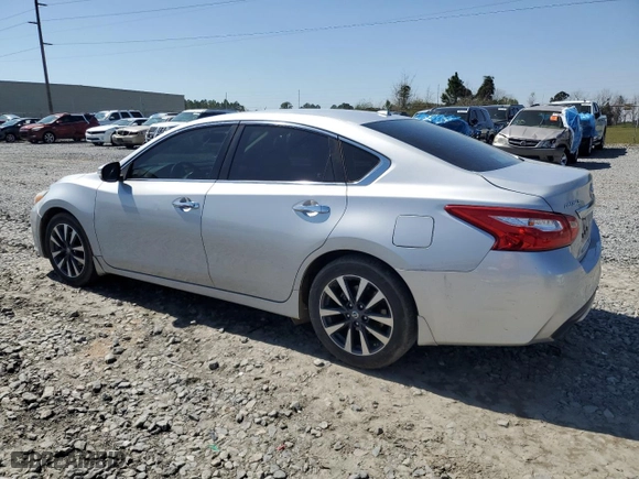 2017 Nissan Altima 2.5 S with VIN 1N4AL3AP2HC163595, listed as a Copart auction lot 46802025 with 174,706 mi miles and Salvage Title. Bid and sale history available at carsss.com. Image 2.