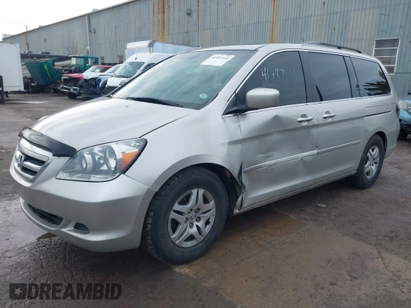 2006 Honda Odyssey EX-L z VIN 5FNRL38766B018014, wystawiony jako IAAI lot #41497144 z przebiegiem 230 225 mil mil oraz . Historia ofert i sprzedaży dostępna na DreamBid. Obrazek 17.