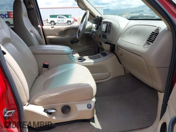 2002 Ford Expedition Eddie Bauer with VIN 1FMPU18LX2LA99978, listed as a IAAI auction lot 42692578 with 143,127 mi miles and . Bid and sale history available at DreamBid. Image 5.