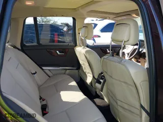 2013 Mercedes-Benz GLK-Class GLK 350 with VIN WDCGG8JB5DF996093, listed as a IAAI auction lot 41615076 with 108,981 mi miles. Bid and sale history available at carsss.com. Image 8.