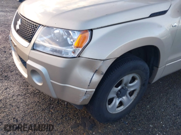 2007 Suzuki Grand Vitara with VIN JS3TD941074200440, listed as a IAAI auction lot 41125927 with 209,218 mi miles and . Bid and sale history available at DreamBid. Image 6.
