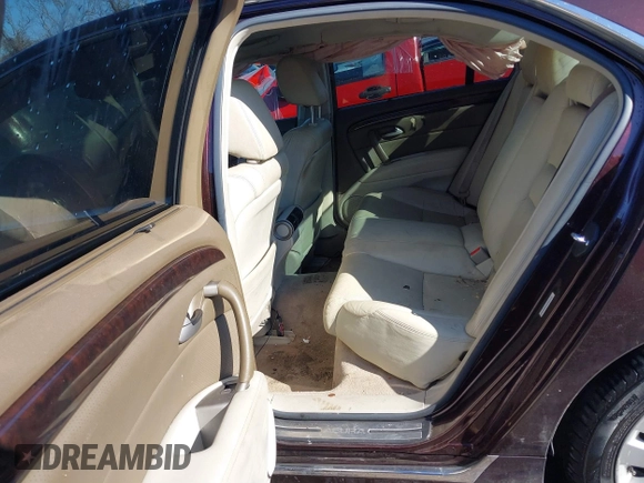 2011 Acura RL Technology with VIN JH4KB2F62BC000463, listed as a IAAI auction lot 41573978 with 172,755 mi miles and . Bid and sale history available at DreamBid. Image 8.