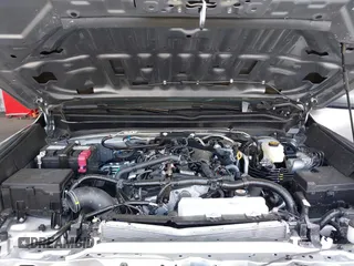 2025 Toyota Tacoma SR with VIN 3TMLB5JN7SM100983, listed as a IAAI auction lot 42220559 with 2,119 mi miles and . Bid and sale history available at DreamBid. Image 10.