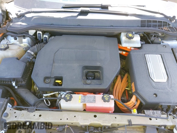 2013 Chevrolet Volt with VIN 1G1RA6E42DU112535, listed as a IAAI auction lot 42149877 with 79,979 mi miles and . Bid and sale history available at carsss.com. Image 10.