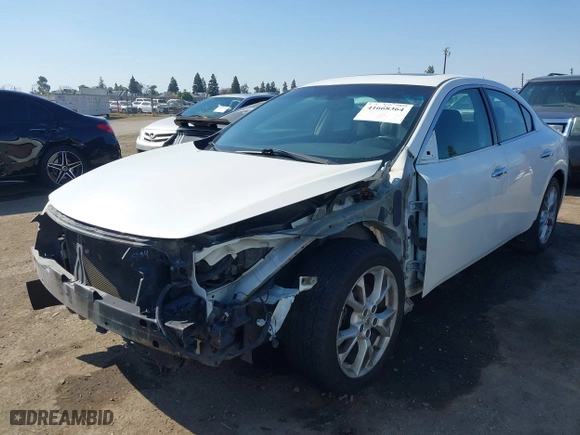 2014 Nissan Maxima 3.5 SV with VIN 1N4AA5AP4EC483272, listed as a IAAI auction lot 41668364 with 186,132 mi miles. Bid and sale history available at carsss.com. Image 21.