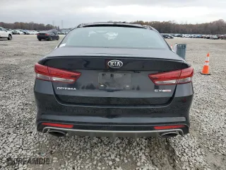 2017 Kia Optima SX with VIN 5XXGW4L24HG137812, listed as a Copart auction lot 82240014 with 0 mi miles and Salvage Title. Bid and sale history available at carsss.com. Image 6.