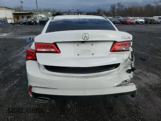 2019 Acura TLX with VIN 19UUB2F31KA001469, listed as a Copart auction lot 82818834 with 64,498 mi miles and Salvage Title. Bid and sale history available at carsss.com. Image 6.