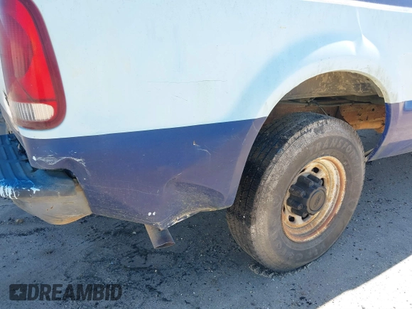 2003 Ford F-250 XL with VIN 1FTNF20L73ED74137, listed as a IAAI auction lot 40730833 with 393,919 mi miles and . Bid and sale history available at DreamBid. Image 6.