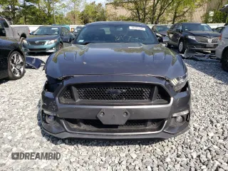 2017 Ford Mustang GT z VIN 1FA6P8CF2H5338668, wystawiony jako Copart lot #56331345 z przebiegiem 84 948 mil mil oraz Szkoda całkowita • Salvage title. Historia ofert i sprzedaży dostępna na DreamBid. Obrazek 5.