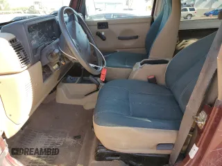 2002 Jeep Wrangler Sahara with VIN 1J4FA59S12P704608, listed as a Copart auction lot 69146504 with 125,920 mi miles and Salvage Title. Bid and sale history available at carsss.com. Image 7.