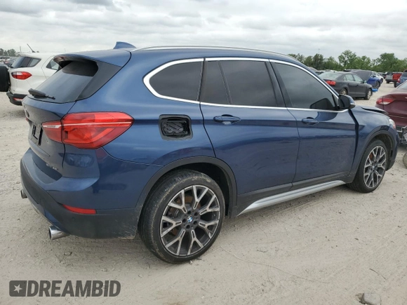 2021 BMW X1 sDrive28i with VIN WBXJG7C08M5T38777, listed as a Copart auction lot 53390985 with 32,148 mi miles and Salvage Title. Bid and sale history available at carsss.com. Image 3.