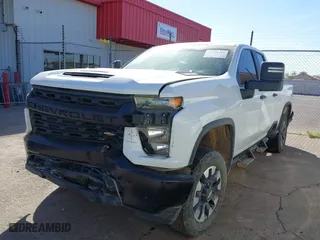 2020 Chevrolet Silverado 2500HD Work Truck with VIN 1GC2YLE73LF220288, listed as a IAAI auction lot 41638461 with 144,237 mi miles. Bid and sale history available at carsss.com. Image 17.