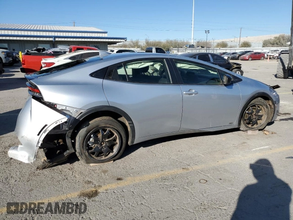2024 Toyota Prius LE with VIN JTDADABU9R3015428, listed as a Copart auction lot 43256135 with 24,202 mi miles and Salvage title. Bid and sale history available at DreamBid. Image 3.