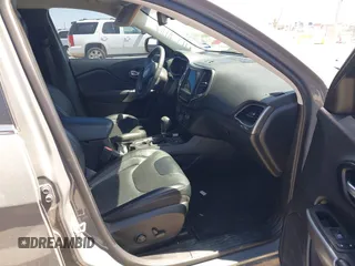 2022 Jeep Cherokee Latitude Lux с VIN 1C4PJLMN3ND514475, выставлен на аукционе IAAI как лот 41756815 с пробегом 39 915 миль миль и . История ставок и продаж доступна на DreamBid. Изображение 5.