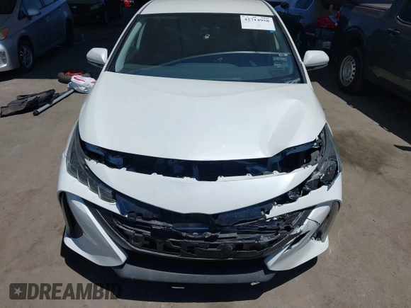2020 Toyota Prius LE with VIN JTDKARFP6L3159932, listed as a IAAI auction lot 42714958 with 157,110 mi miles and . Bid and sale history available at DreamBid. Image 12.