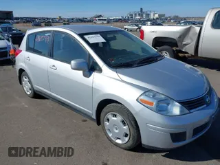 2009 Nissan Versa 1.8 S with VIN 3N1BC13E09L502085, listed as a IAAI auction lot 41869799 with 104,078 mi miles. Bid and sale history available at carsss.com. Image 1.
