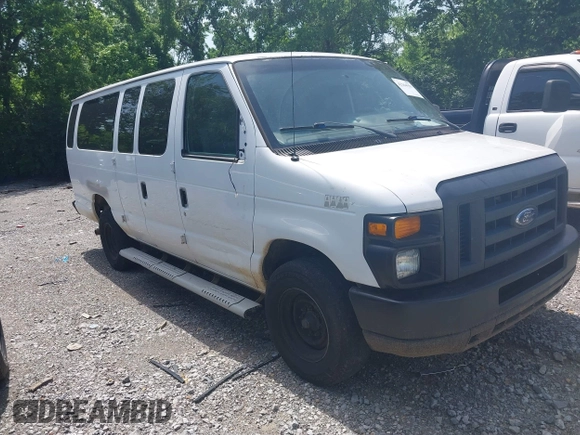 2013 Ford Econoline Cargo Commercial z VIN 1FTSS3EL6DDB08712, wystawiony jako IAAI lot #42264955 z przebiegiem 148 315 mil mil oraz . Historia ofert i sprzedaży dostępna na DreamBid. Obrazek 1.