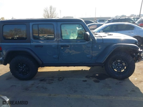 2024 Jeep Wrangler 4xe Willys with VIN 1C4RJXN66RW369353, listed as a IAAI auction lot 41035725 with 1,352 mi miles. Bid and sale history available at carsss.com. Image 13.