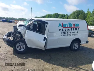 2017 GMC Savana Cargo z VIN 1GTW7AFG9H1117887, wystawiony jako IAAI lot #42233506 z przebiegiem Nie podano mil oraz . Historia ofert i sprzedaży dostępna na DreamBid. Obrazek 14.