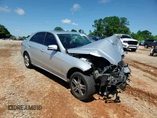 2010 Mercedes-Benz E 350 Luxury с VIN WDDHF5GB6AA205765, выставлен на аукционе Copart как лот 56572625 с пробегом Не указан миль и Списание • Salvage title. История ставок и продаж доступна на DreamBid. Изображение 13.