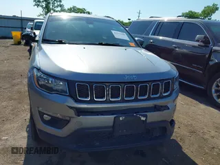 2017 Jeep Compass Latitude with VIN 3C4NJDBB4HT629073, listed as a IAAI auction lot 42231146 with 155,978 mi miles and . Bid and sale history available at DreamBid. Image 12.