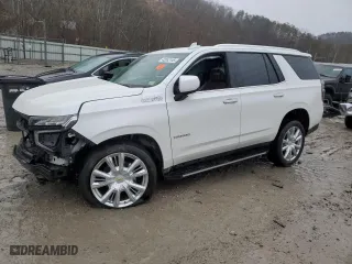 2022 Chevrolet Tahoe High Country with VIN 1GNSKTKLXNR341122, listed as a Copart auction lot 42952145 with 30,802 mi miles and Salvage Title. Bid and sale history available at carsss.com. Image 1.