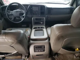 2004 Chevrolet Tahoe LT with VIN 1GNEK13Z74R292545, listed as a Copart auction lot 71078914 with 293,590 mi miles and Salvage Title. Bid and sale history available at carsss.com. Image 8.