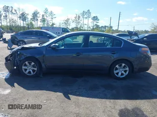 2008 Nissan Altima 2.5 with VIN 1N4AL21E58N559646, listed as a IAAI auction lot 41884370 with 152,337 mi miles. Bid and sale history available at carsss.com. Image 14.
