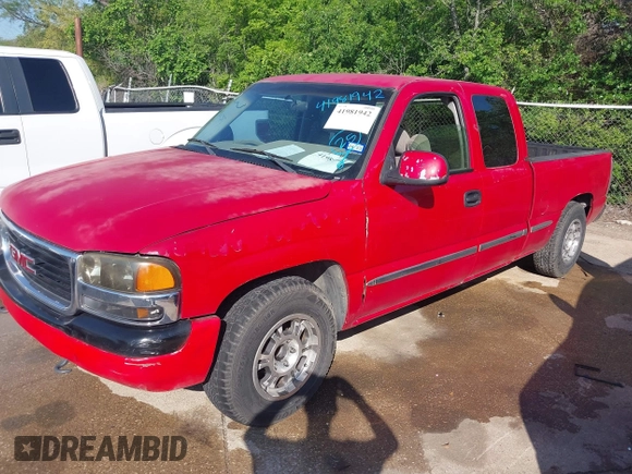 2000 GMC New Sierra 1500 SLE with VIN 1GTEC19V4YZ273841, listed as a IAAI auction lot 41981942 with 357,003 mi miles. Bid and sale history available at carsss.com. Image 2.