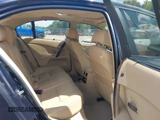 2007 BMW 5 Series 550i z VIN WBANB53527CP07563, wystawiony jako IAAI lot #42423575 z przebiegiem 122 091 mil mil oraz . Historia ofert i sprzedaży dostępna na DreamBid. Obrazek 8.
