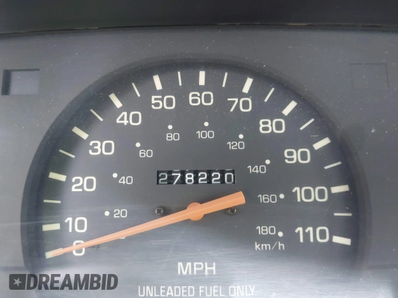 1992 Toyota Pickup z VIN 4TARN81A0NZ008256, wystawiony jako IAAI lot #41766264 z przebiegiem 278 220 mil mil oraz . Historia ofert i sprzedaży dostępna na DreamBid. Obrazek 15.