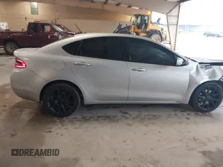 2013 Dodge Dart SXT z VIN 1C3CDFBAXDD233316, wystawiony jako IAAI lot #38213542 z przebiegiem 175 721 mil mil oraz . Historia ofert i sprzedaży dostępna na DreamBid. Obrazek 13.
