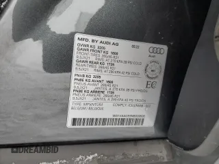 2022 Audi e-tron Prestige z VIN WA1VAAGE5NB039506, wystawiony jako Copart lot #83216424 z przebiegiem Nie podano mil oraz Szkoda całkowita • Salvage title. Historia ofert i sprzedaży dostępna na DreamBid. Obrazek 12.