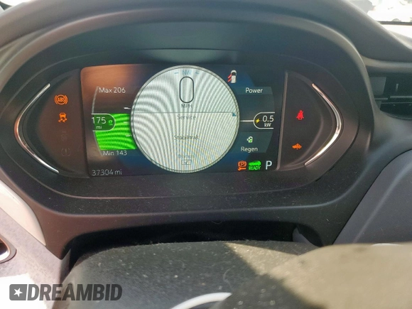 2020 Chevrolet Bolt EV 2LT z VIN 1G1FX6S06L4137097, wystawiony jako Copart lot #58361145 z przebiegiem 37 304 mil mil oraz Szkoda całkowita • Salvage title. Historia ofert i sprzedaży dostępna na DreamBid. Obrazek 9.