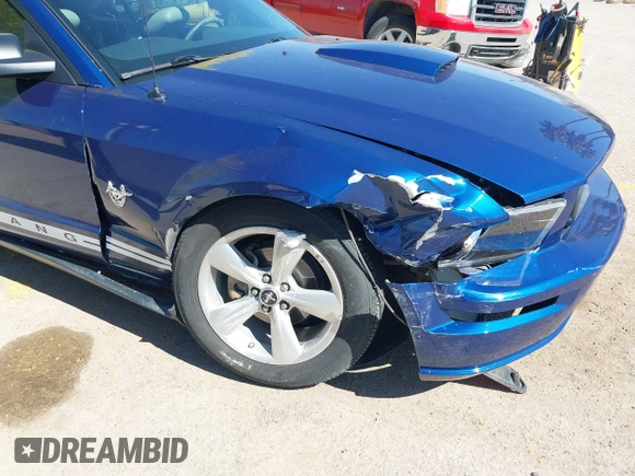 2009 Ford Mustang with VIN 1ZVHT84NX95133912, listed as a IAAI auction lot 42046053 with 57,438 mi miles and . Bid and sale history available at DreamBid. Image 6.